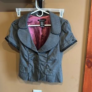 CR signature grey short sleeve blazer